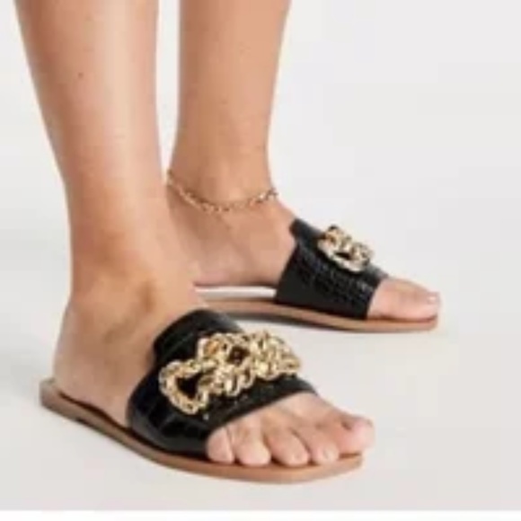 🦋ASOS FLAT MULES - Picture 3 of 3